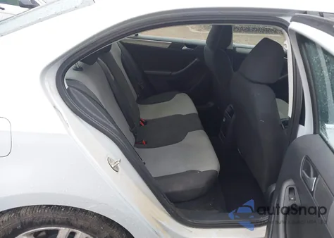 2017 Volkswagen Jetta 1.4T S z USA, uszkodzony, nr VIN 3VW2B7AJ9HM312505